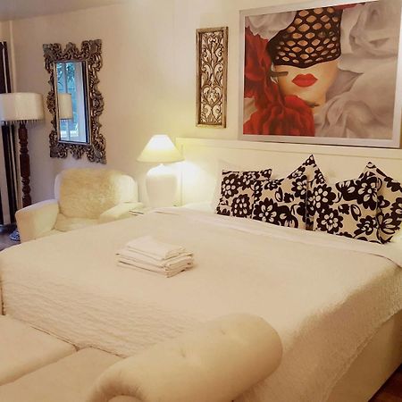Casa Amapola Manila Bed and Breakfast Taguig Exteriör bild